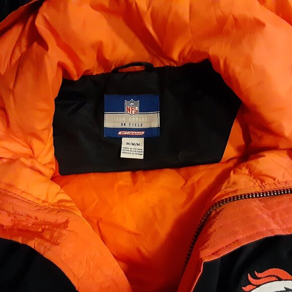Official NFL Reebok Broncos Coat * Med -Large, Warm, VGUC, Roomy * Denver c2002 - Picture 9 of 14